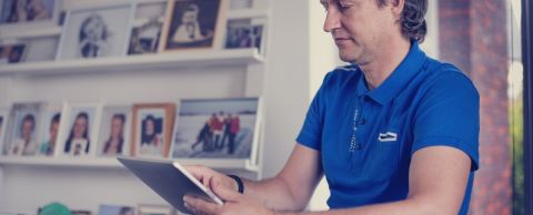 man-tablet-zelf-regelen