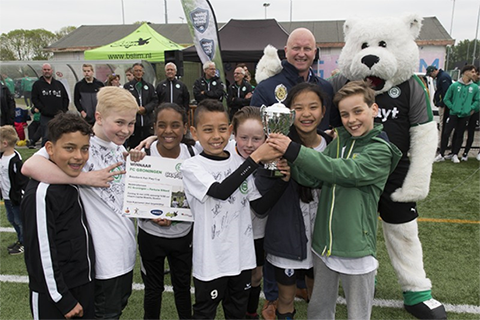 Kinderen voetbal FC Groningen buurt battle