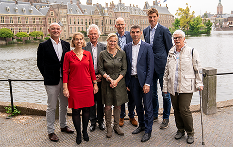 groepmensen in Den Haag